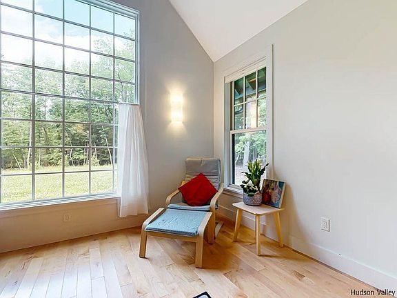 5th image of 62 Plochmann Ln