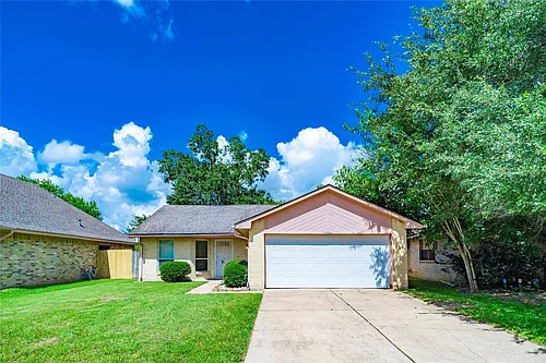 17003 Enchanted Cir W Photo 1