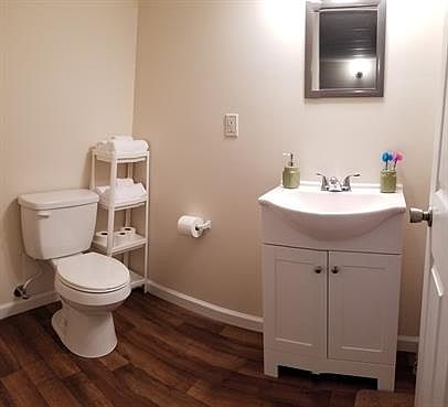 5th image of 200 N 2nd St Suite 8