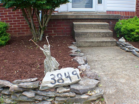 2nd image of 3849 McGarry Dr