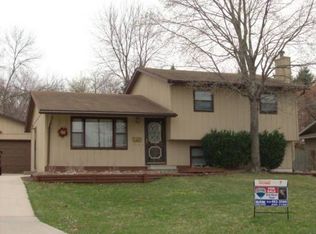 2015 Upton Ave, Waterloo, IA 50701