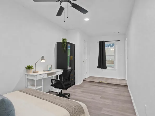 (undisclosed Address), Houston, TX 77083