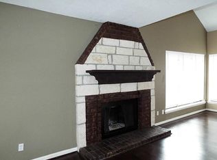 19430 Dianeshire Dr, Spring, TX 77388