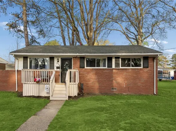 618 McLean St, Portsmouth, VA 23701