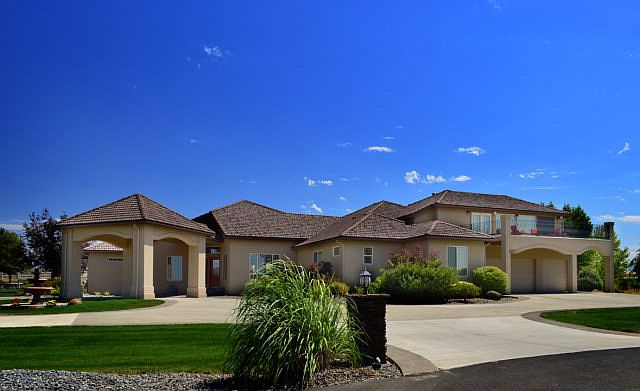 1st image of 186 Vinehill Dr