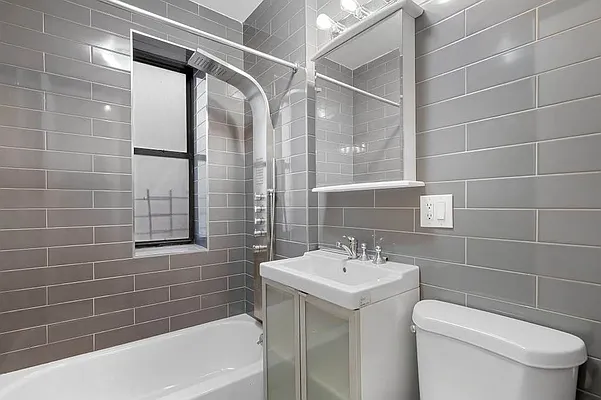 Rented by REAL New York | media 14