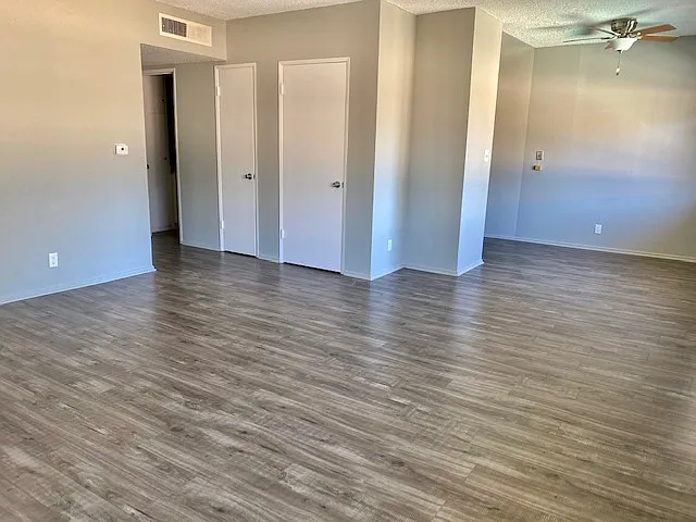 501 Magnolia St #208 — Photo 4