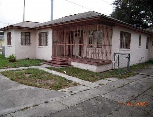 1st image of 2415 21st Ave
