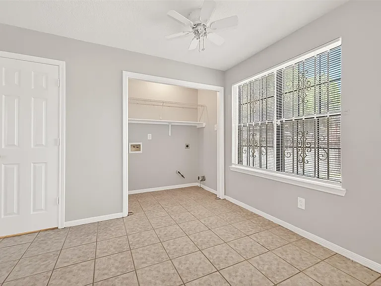 8617 Mapletwist St — Photo 14