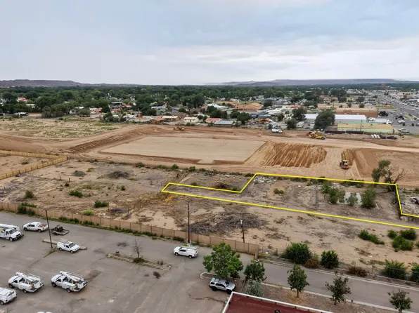 602 Eloy Martinez Ln, Espanola, NM 87532