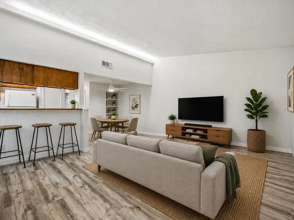 904 Sirocco Dr #A, Austin, TX 78745