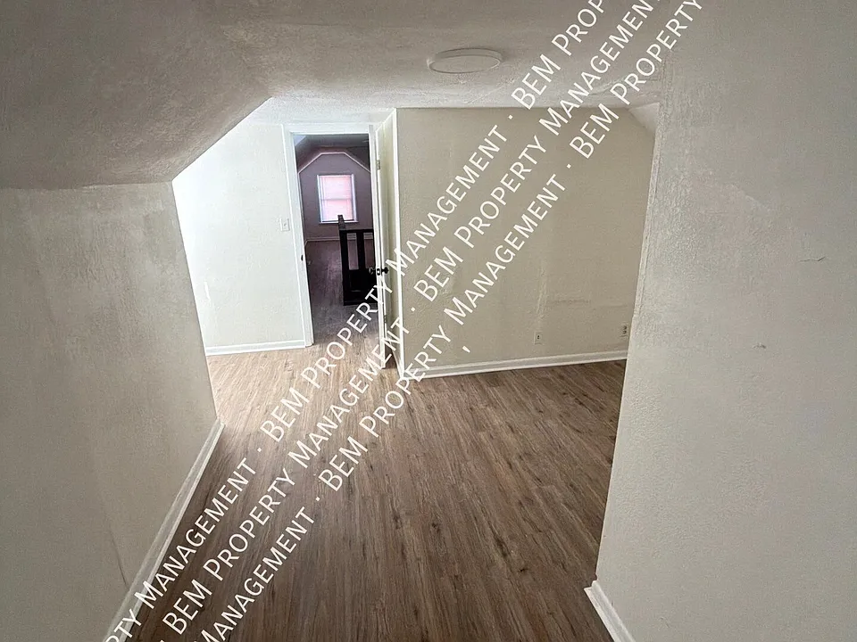 3810 Vineyard Rd