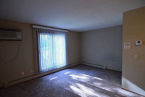 4th image of 302 Grand Canyon Dr #103