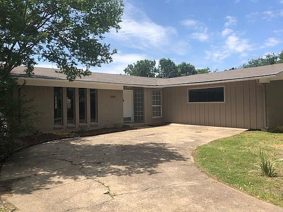 3rd image of 2954 Satsuma Dr
