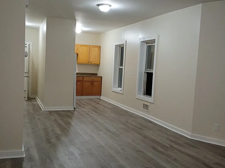 671 Winchester Ave #1 — Photo 1