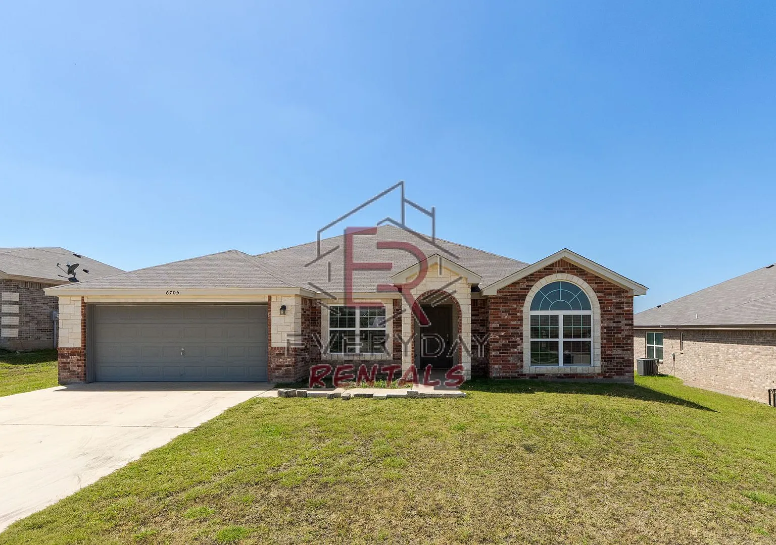 Beautiful 5 bedroom — Photo 1