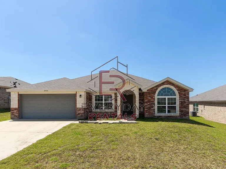 6705 Black Springs Dr — Photo 1