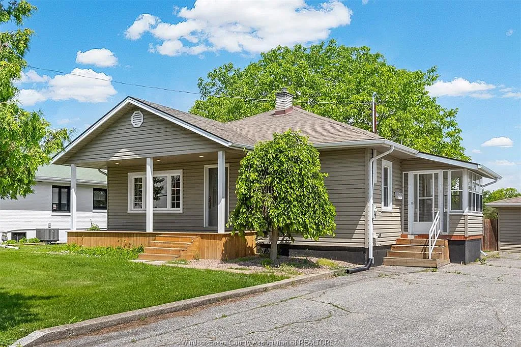 3 bed, $2,600 — Photo 2