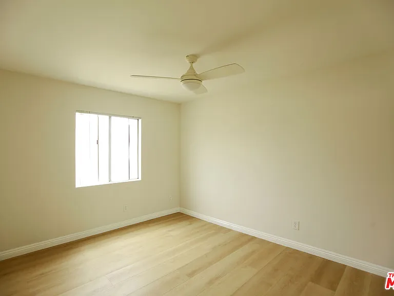 833 S Orange Grove Ave #3 — Photo 7