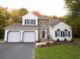 6 Earhart Dr, Succasunna, NJ 07876