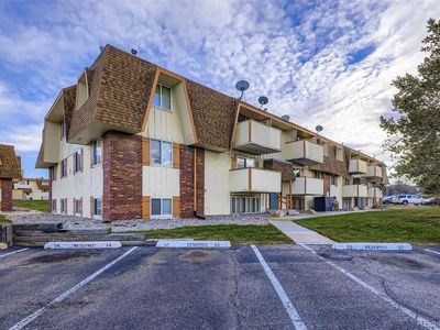 10211 Ura Lane Bldg 1 #1-203, Denver, CO, 80260