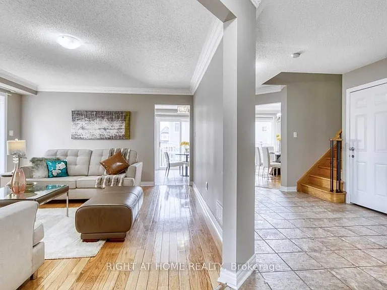 636 Ormond Dr #MAIN FL — Photo 3