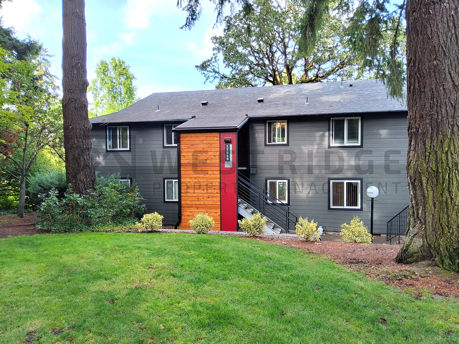 2 bed, 812 sqft, $2,100 — Photo 4