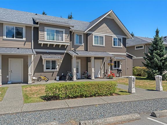4th image of 1675 Crescent View Dr #302