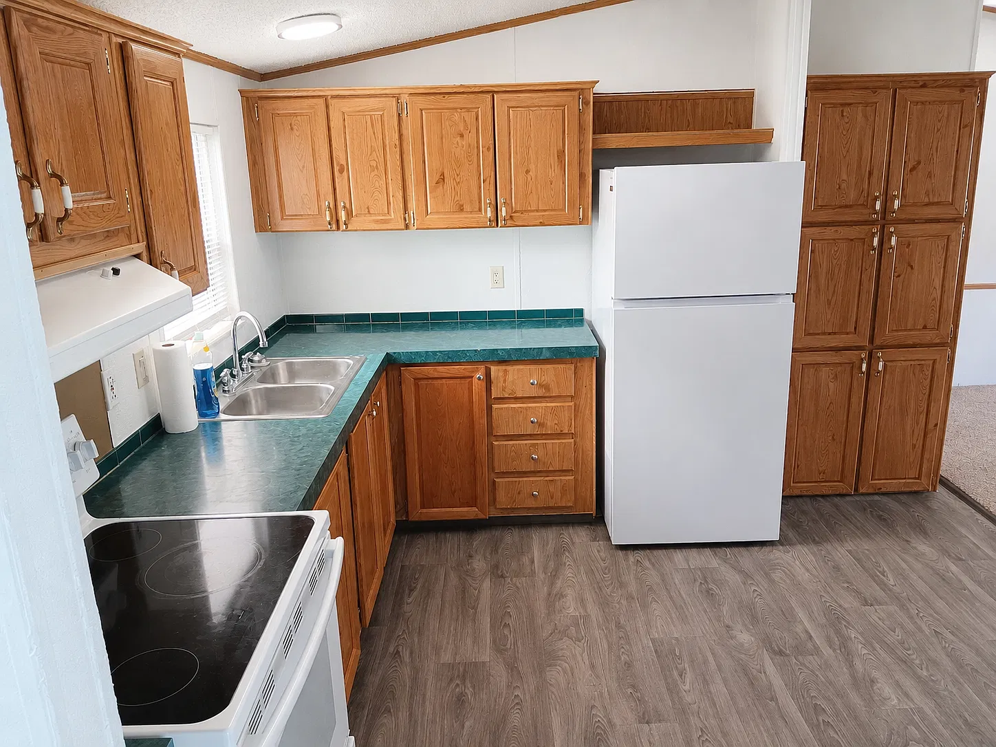 2 bed, 960 sqft, $1,295 — Photo 1