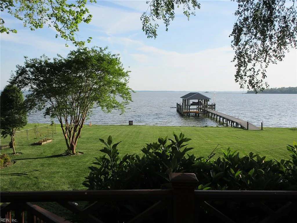 4 bed, 5.0 bath, 3188 sqft, $4,000 — Photo 4