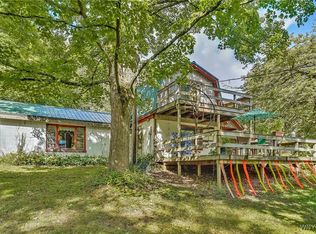 9425 Peck Hill Rd, Gowanda, NY 14070