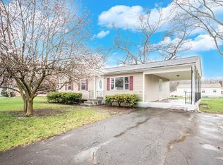57 Dunn St, Chicopee, MA 01020