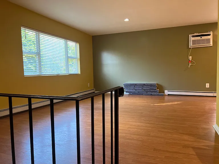 2424A Curtis St #2 — Photo 10