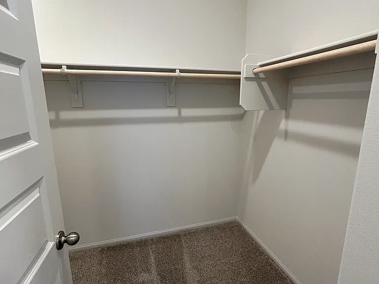 Walk-in closet
