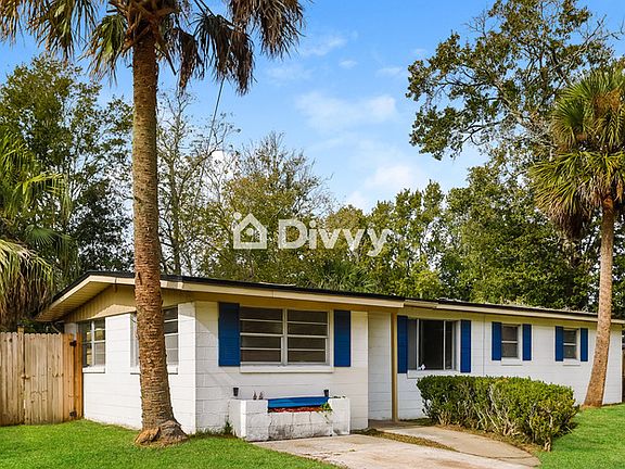 4th image of 2060 Betsy Dr