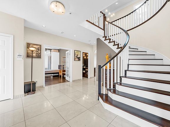 3rd image of 3549 W 40th Ave