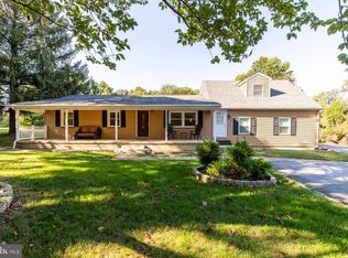 282 W Avondale Rd, West Grove, PA 19390