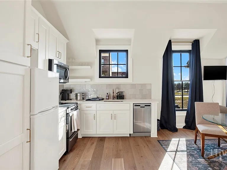 408 Geo Meyer Ave #CARRIAGE HOUSE — Photo 14