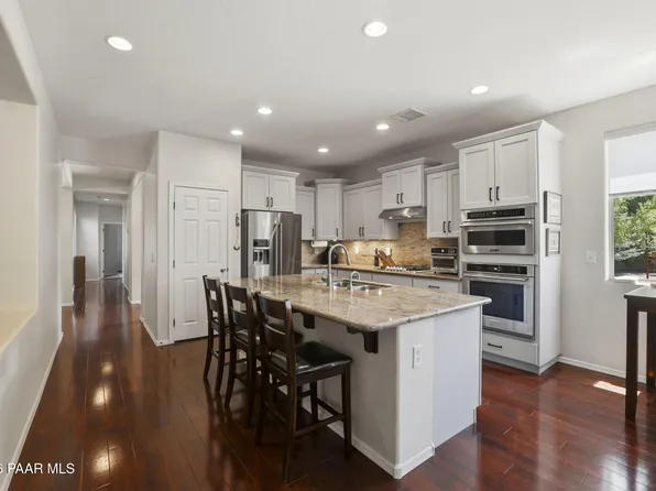 1048 N Hobble Strap St, Prescott Valley, AZ 86314