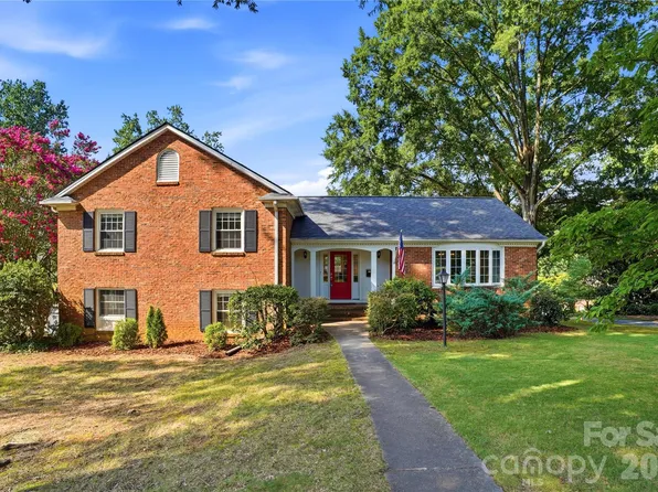 3900 Blowing Rock Way, Charlotte, NC 28210