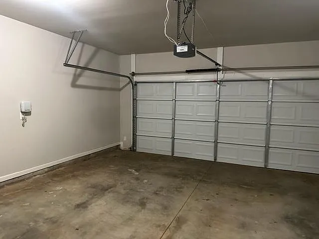 156 Amelia Dr — Photo 30