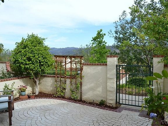 3rd image of 454 Country Club Dr APT C