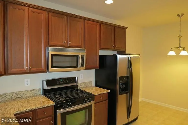 9720 Holmes Pl #403 — Photo 5