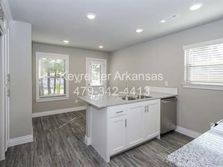 604 E Osage Trce — Photo 5