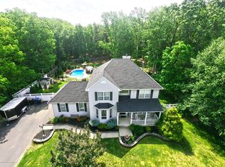 7 Arrowshead Cir, Jackson, NJ 08527