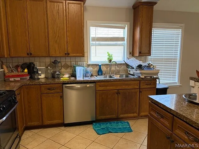 9213 Silverberry Ct — Photo 5
