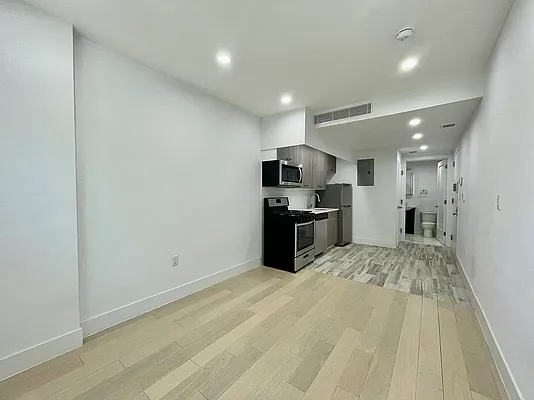 Rented by Oxford Property Group | media 20