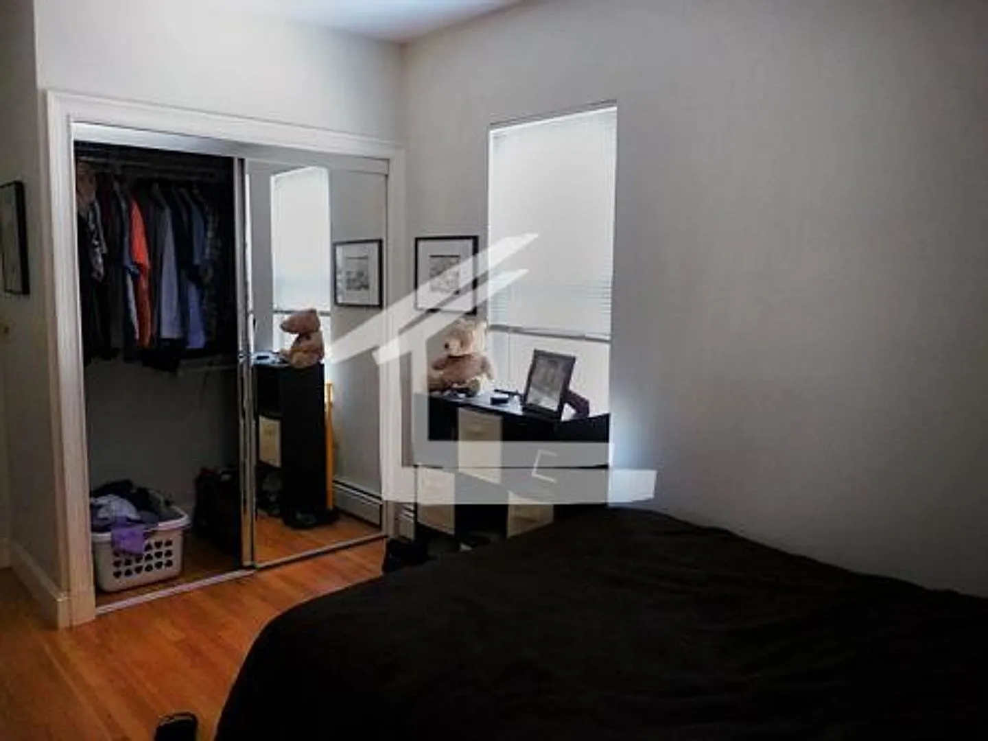 No Brokers Fee unit in Allston, Parking Included, Laundry on a Site, Eat-in Kitchen — Photo 4