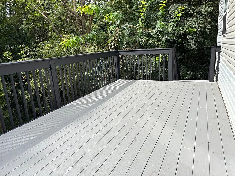 1301 Woodridge Dr — Photo 16