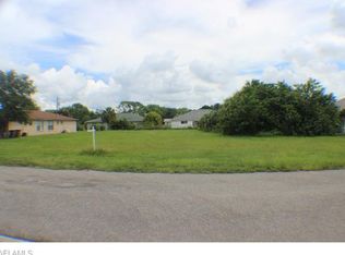 513/517 NE 24th Pl, Cape Coral, FL 33909